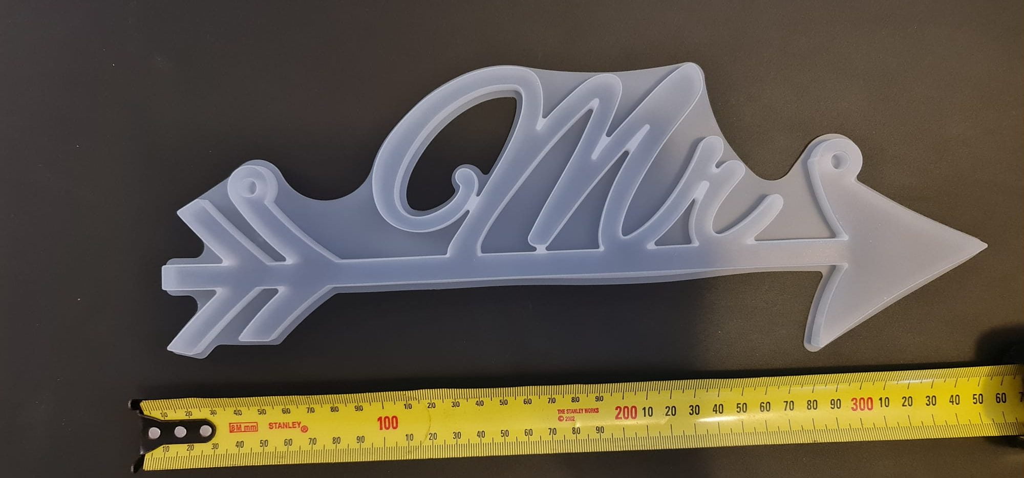 Hanging-ARROW-Mr-Silicone-mould-rotated-1.jpeg