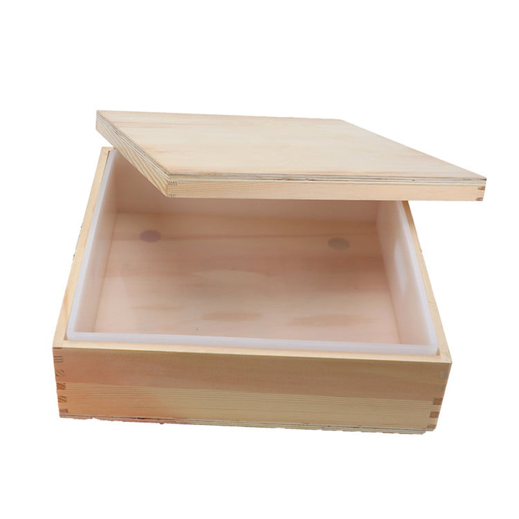 Large-Square-wooden-mould-with-Lid-1.jpg