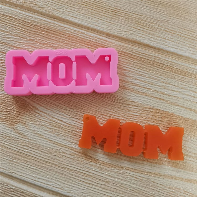mom-shape-keychaine-3.jpg